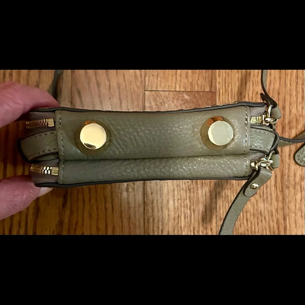 GILI leather wristlet, phone bag. Crossbody - Picture 5 of 11
